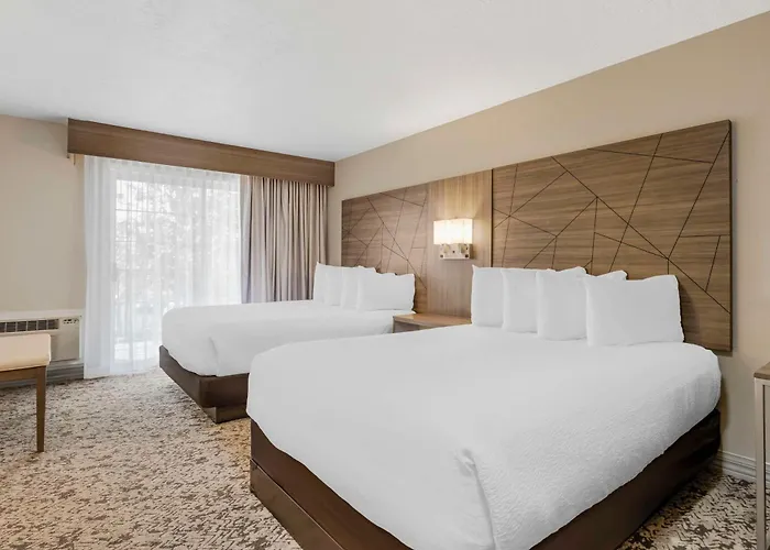 Best Western Plus Grand Manor Inn